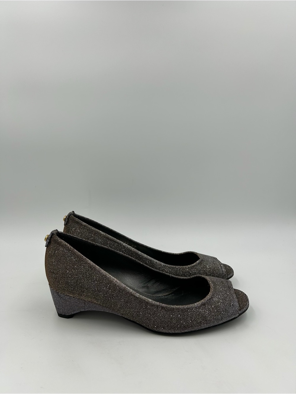 Stuart Weitzman Gold Shimmer Sparkle Peep Toe Work Pumps Women’s Size 37